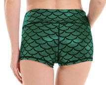 Damen Sportliche Shorts mit Wellenmuster Stalluxe