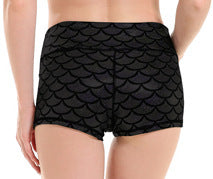 Damen Sportliche Shorts mit Wellenmuster Stalluxe