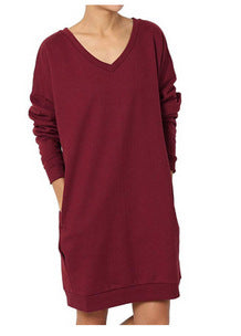Damen Sweatkleid mit tiefem V-Ausschnitt und praktischen Taschen Stalluxe