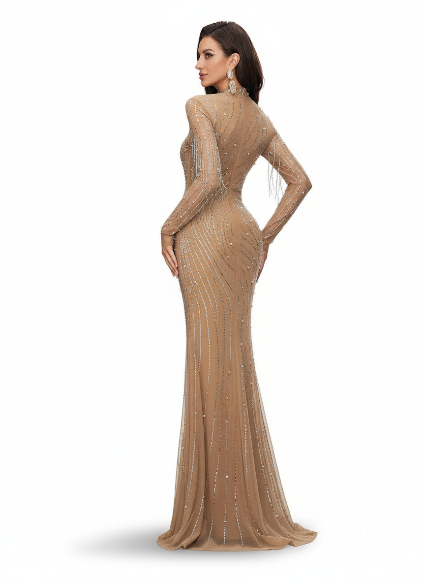 Stalluxe | Luxuriöses Champagnerfarbenes Abendkleid mit Perlen und Strass, Langarm