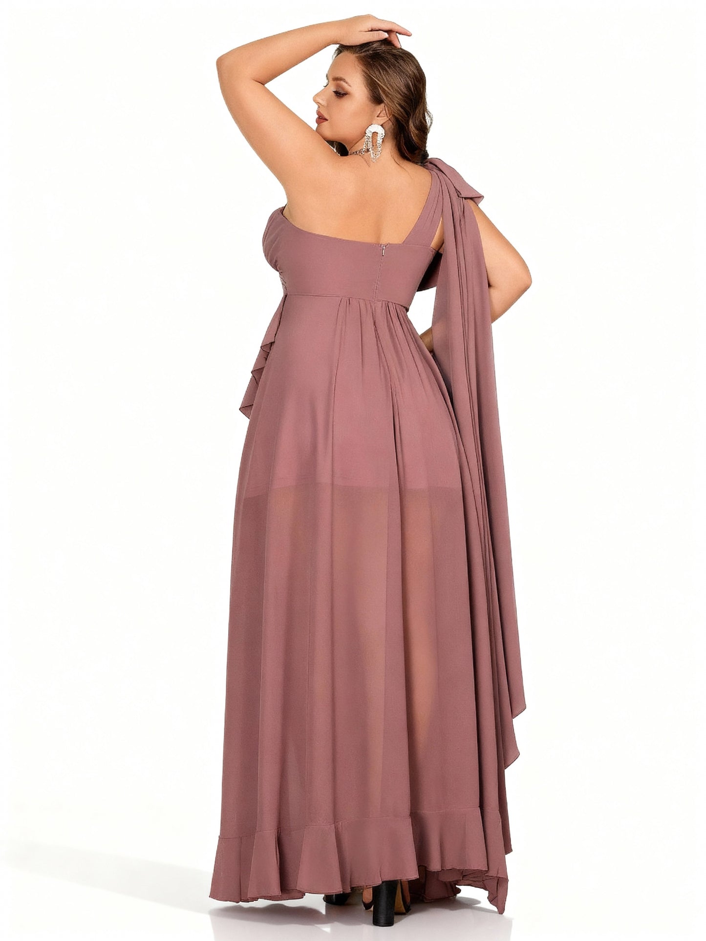 Stalluxe | Chiffonkleid in Großen Größen mit Asymmetrischem Ausschnitt