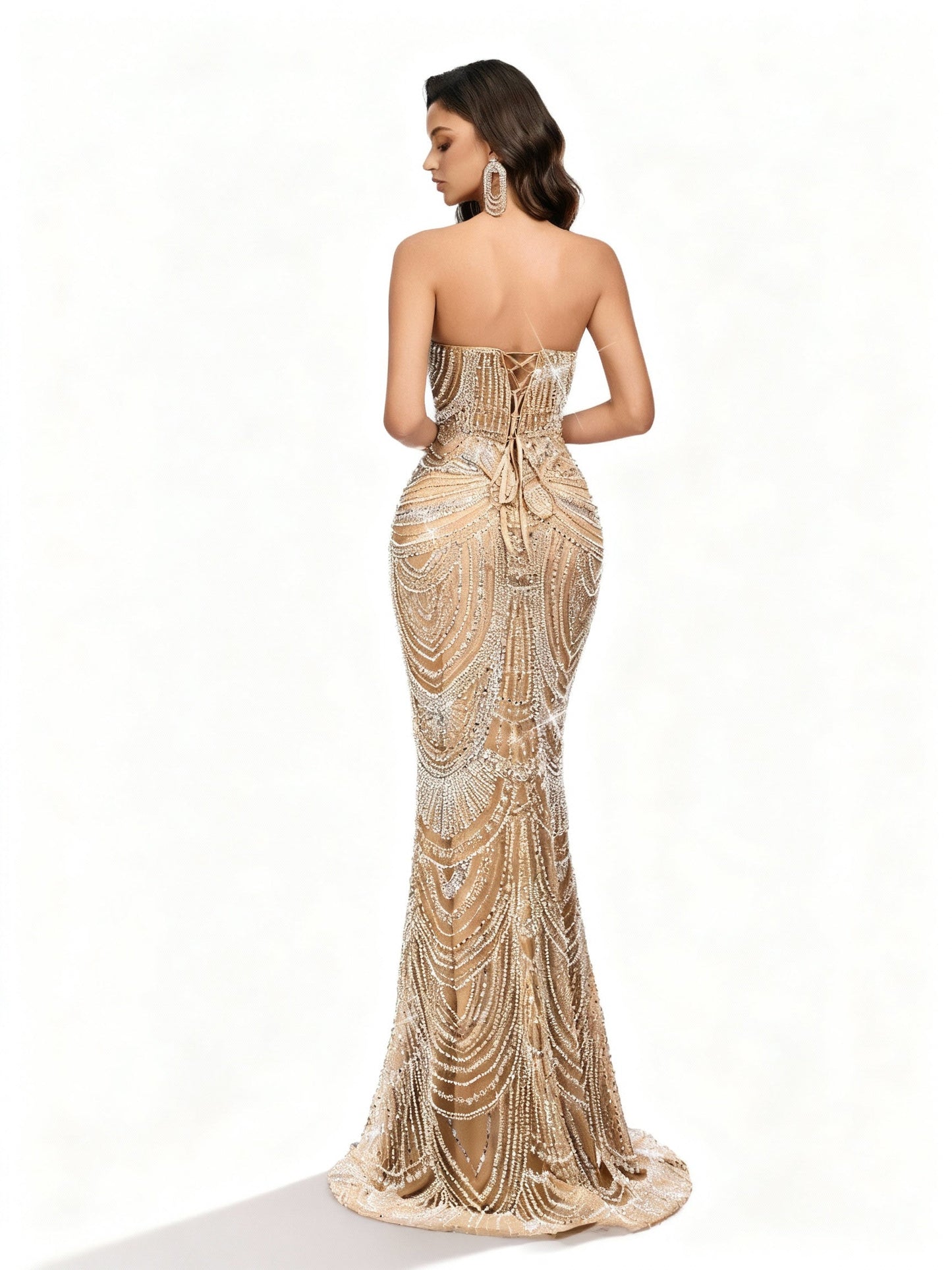 Stalluxe | Trägerloses Paillettenkleid mit Perlen und Streifen