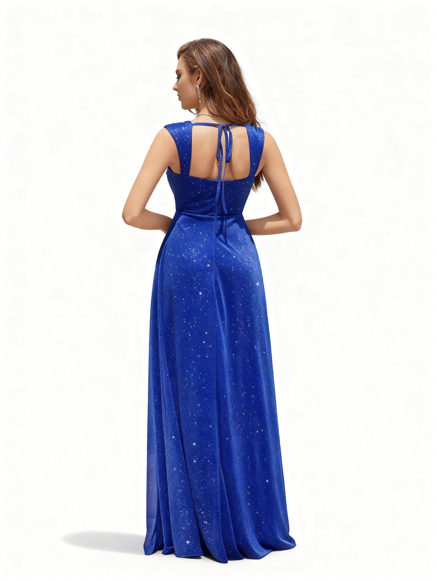 Stalluxe | Glänzendes Brautjungfernkleid mit Trägern und Schlitz für festliche Anlässe