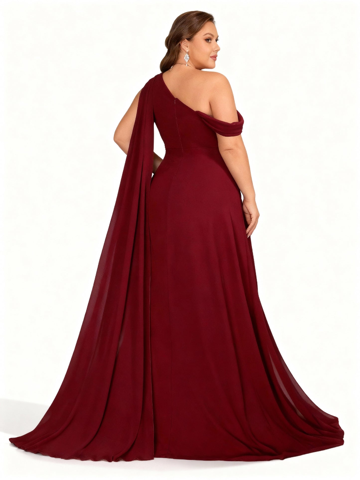 Stalluxe | Brautjungfernkleid in Großen Größen mit Asymmetrischem Ausschnitt