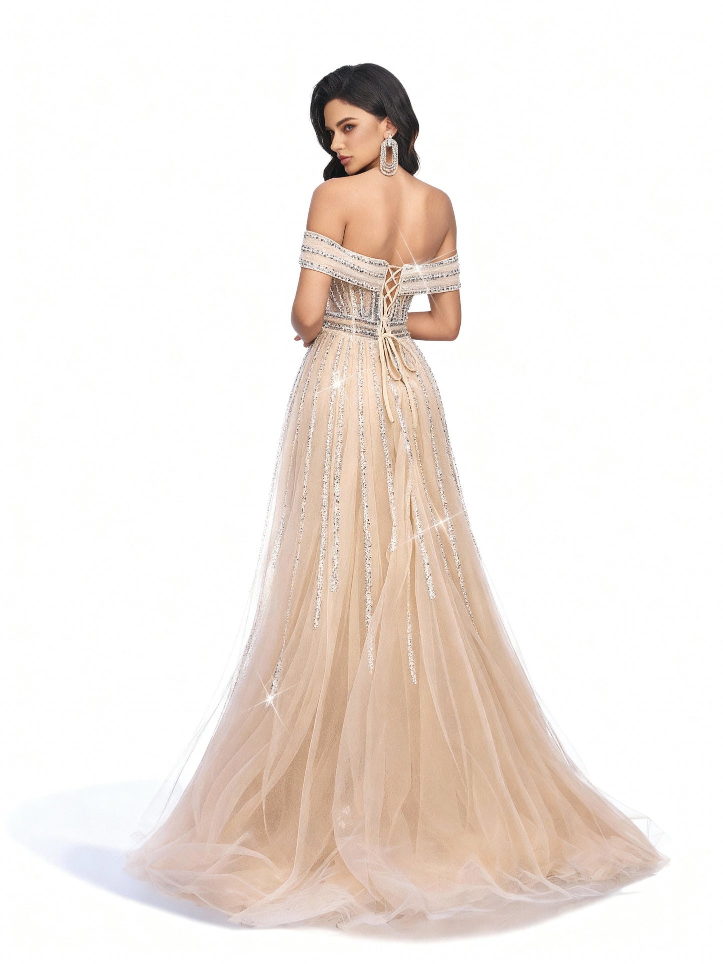 Stalluxe | Schulterfreies, enges Paillettenkleid