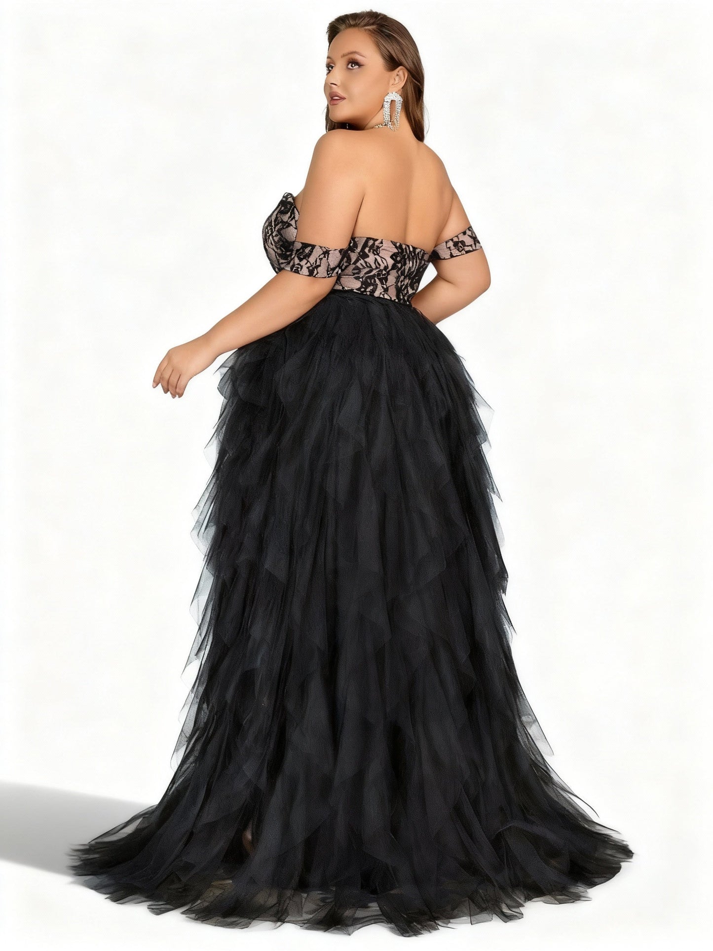 Stalluxe | Spitzenkleid mit Einer Schulter und Schlitz