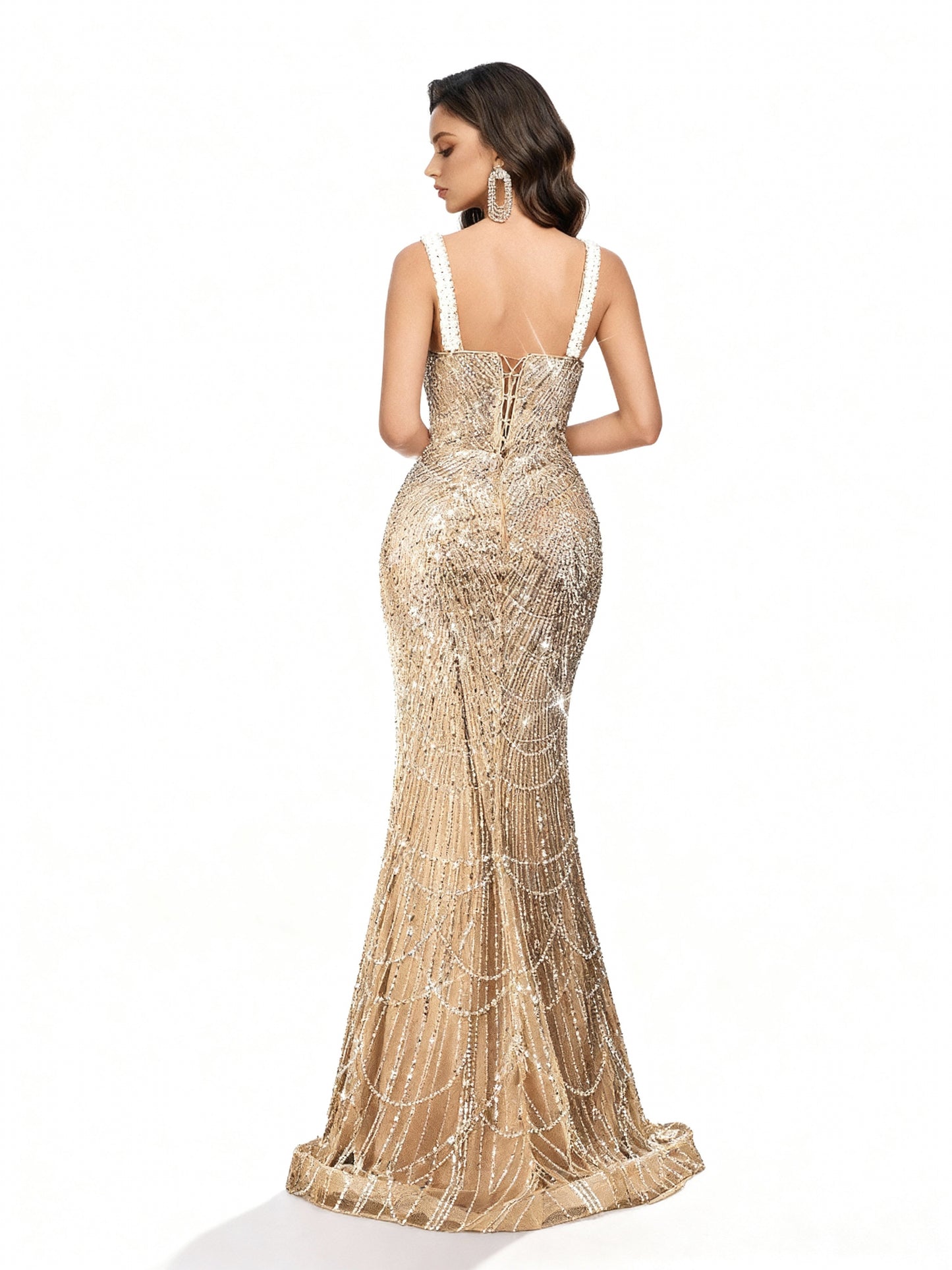 Stalluxe | Champagnerfarbenes Pailletten-Trägerkleid