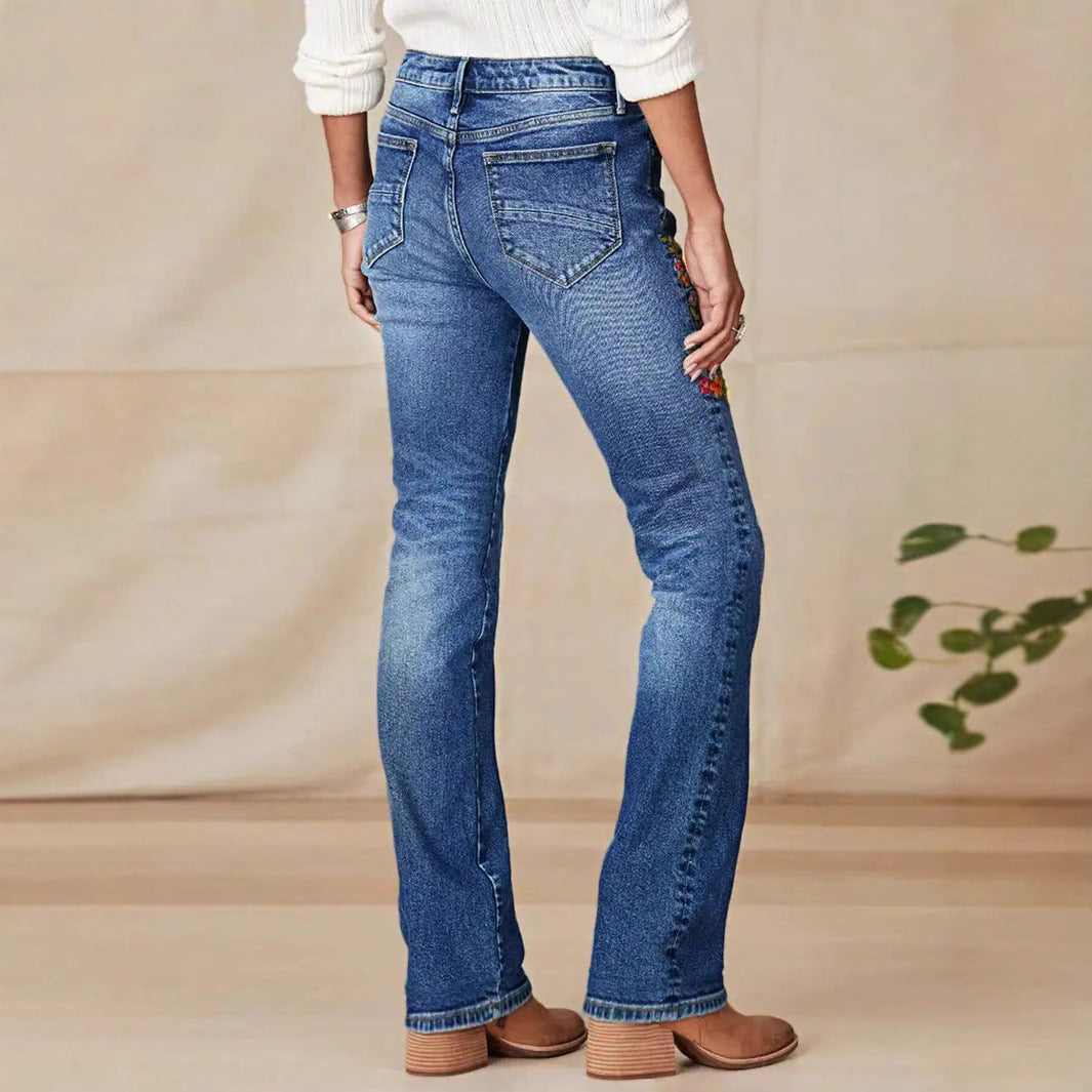 Damen Flared Jeans mit eleganten Blumenstickereien Stalluxe