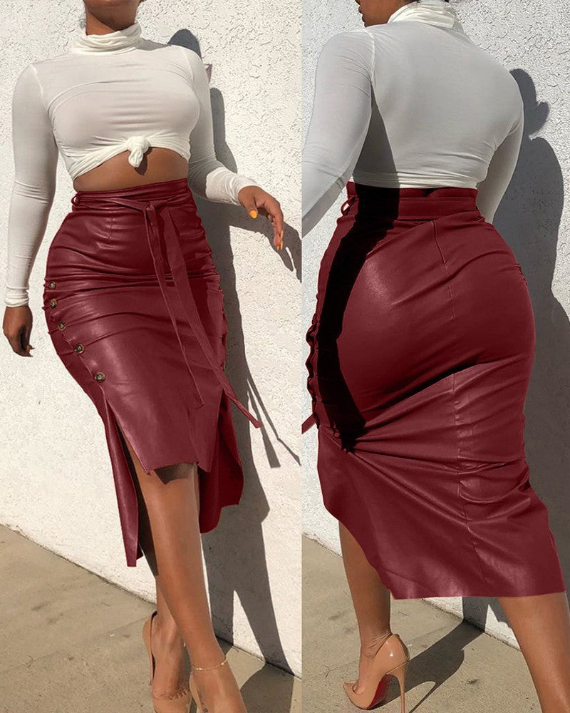 Damen Kunstlederrock mit Knopfdetails und seitlichem Schlitz Stalluxe