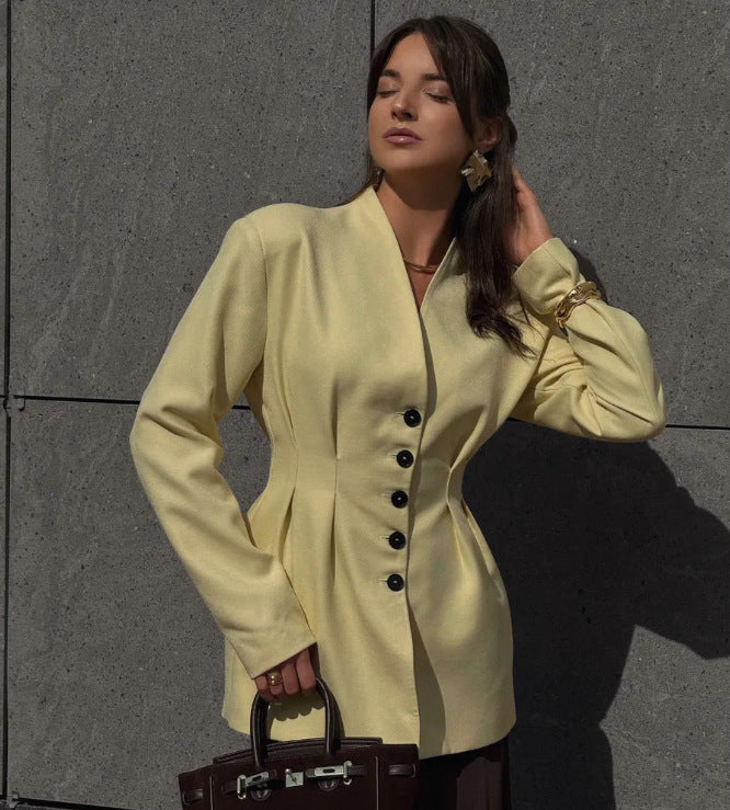 Damen Modischer Blazer mit tailliertem Schnitt und eleganten Knopfdetails Stalluxe