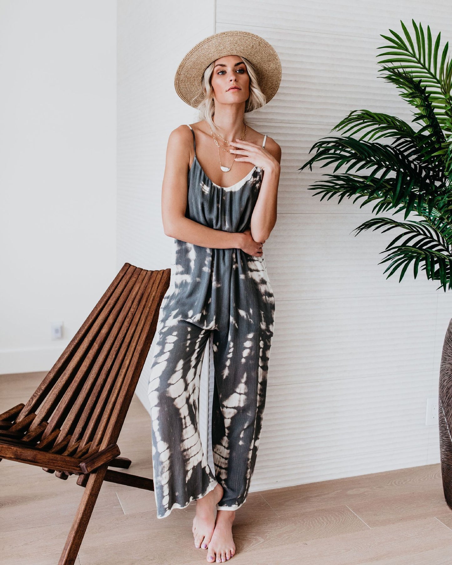 Damen Elegantes Jumpsuit mit Spaghettiträgern und weitem Bein Stalluxe