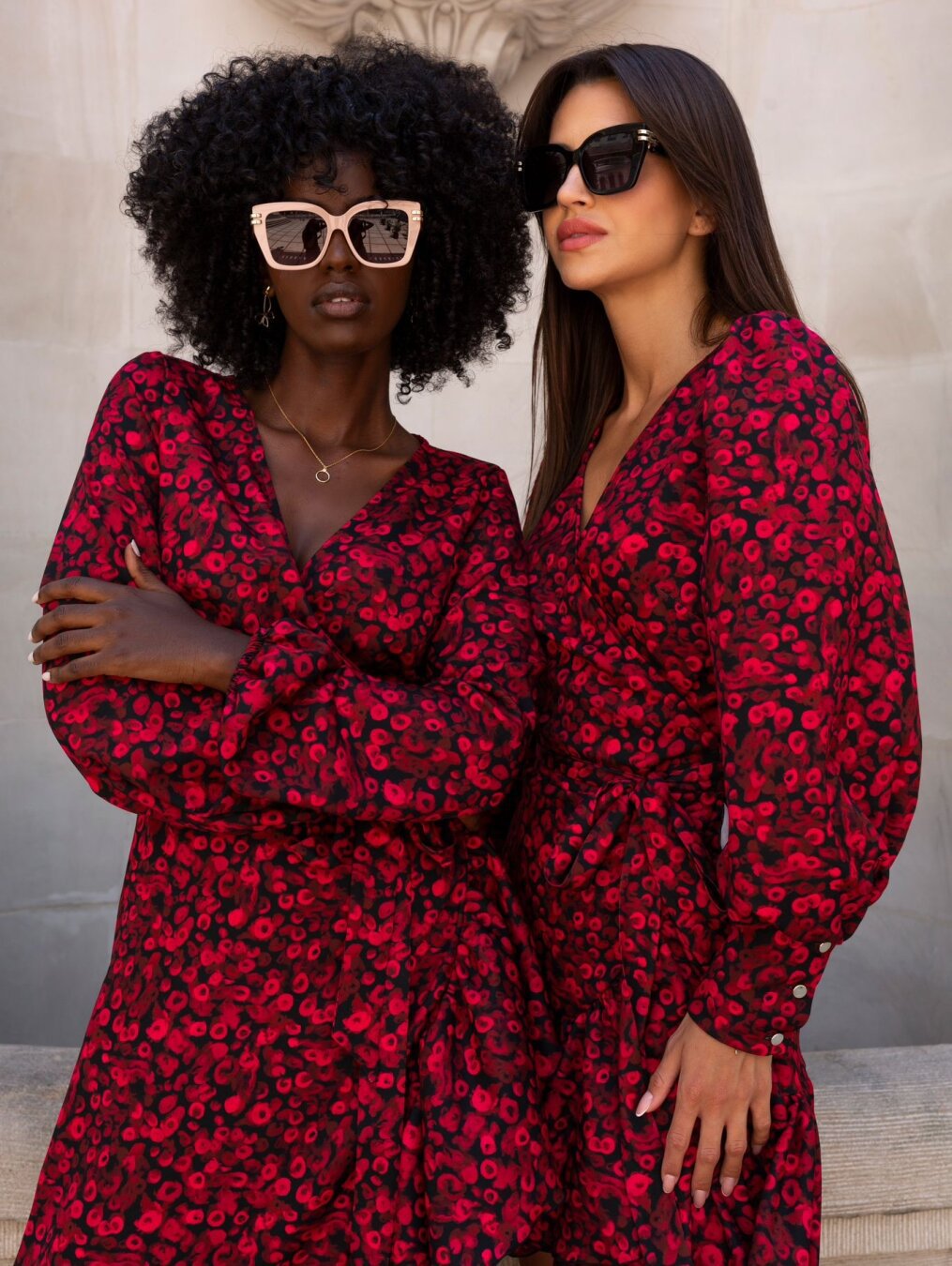 Damen Kurzarmkleid mit Raffungen und tierischem Muster Stalluxe