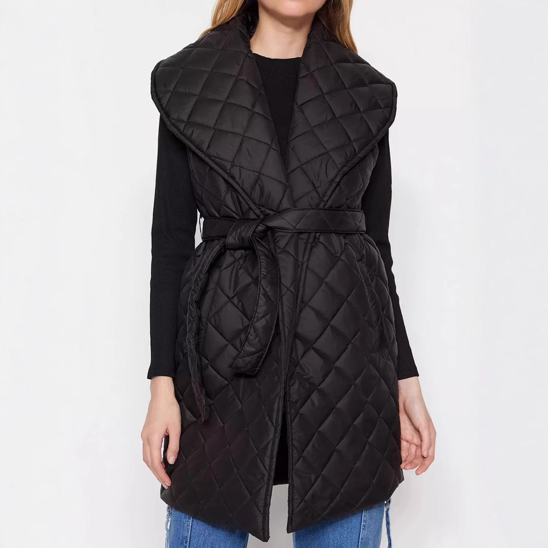 Damen Steppweste mit breitem Kragen und Taillengürtel Stalluxe