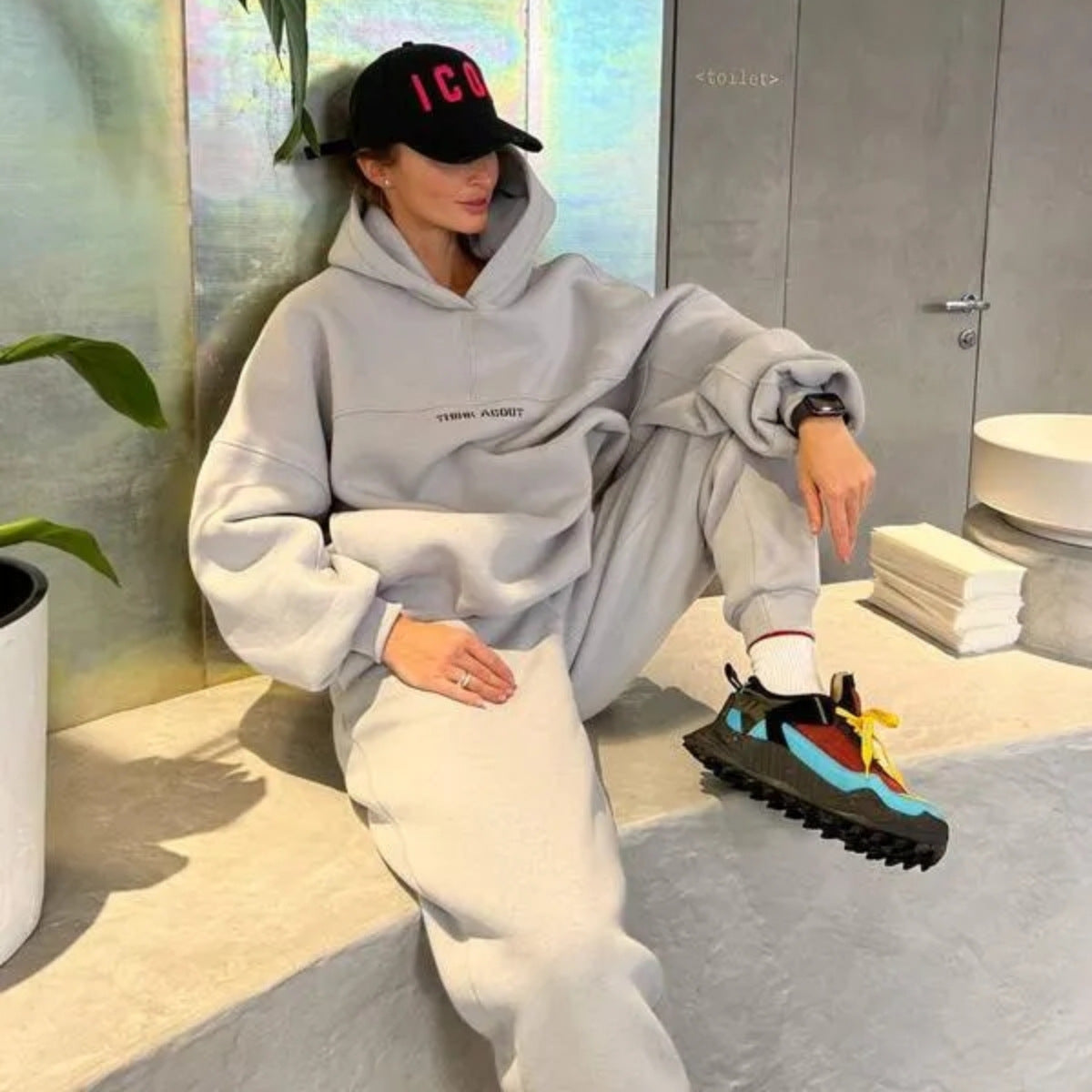 Damen lässiger Fleece-Jogginganzug mit oversized Hoodie und bequemer Hose Stalluxe