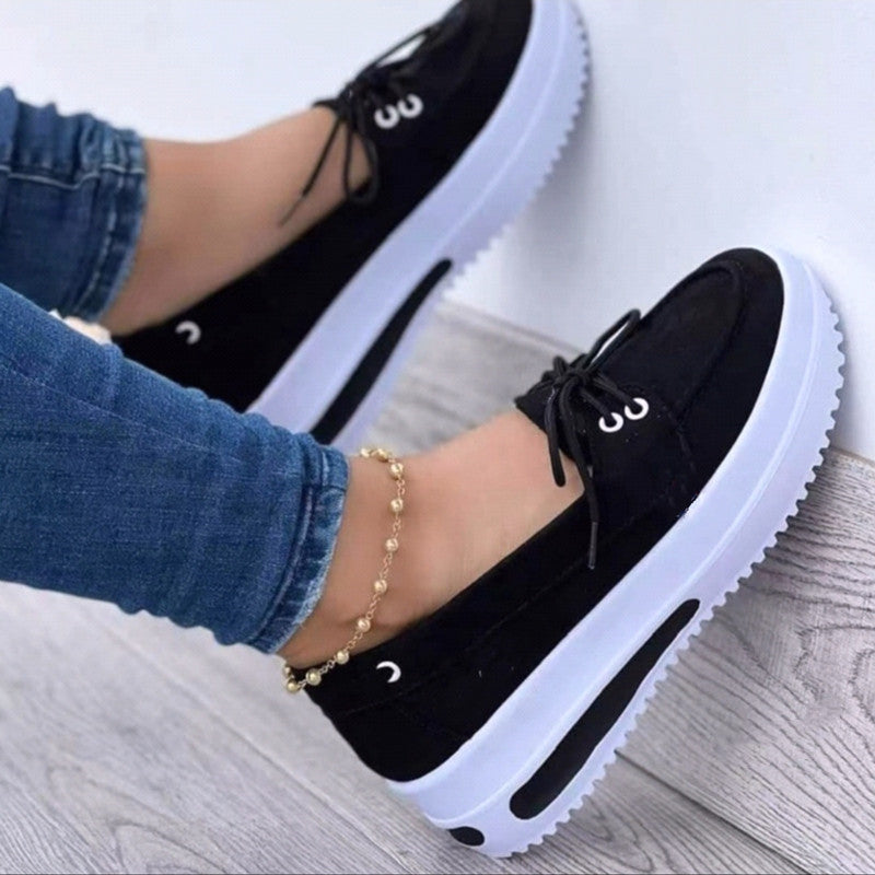 Damen Slipper mit modischen Details und rutschfester Sohle Stalluxe