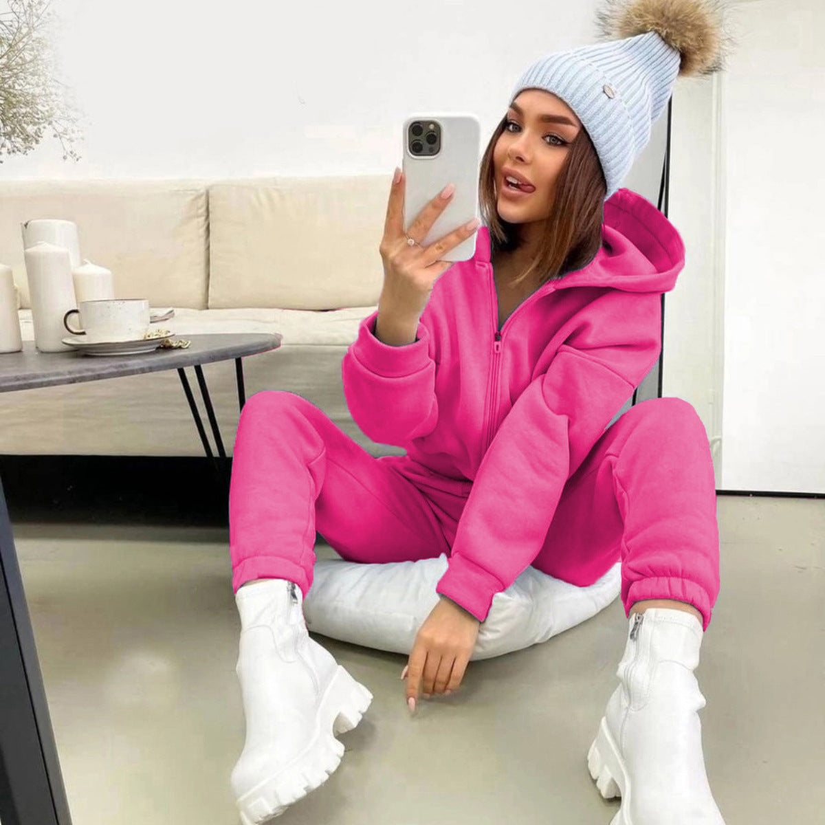 Damen bequemer Fleece-Jumpsuit mit Kapuze und seitlichem Reißverschluss Stalluxe