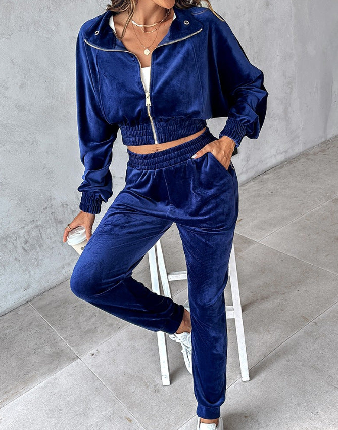 Damen Velours Sportanzug mit cropped Jacke und elastischem Bund Stalluxe