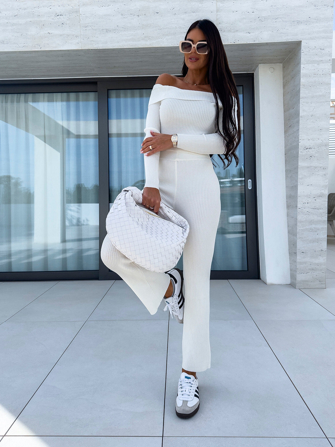 Damen lässiger Jumpsuit mit Off-Shoulder-Ausschnitt und weit geschnittenen Beinen Stalluxe
