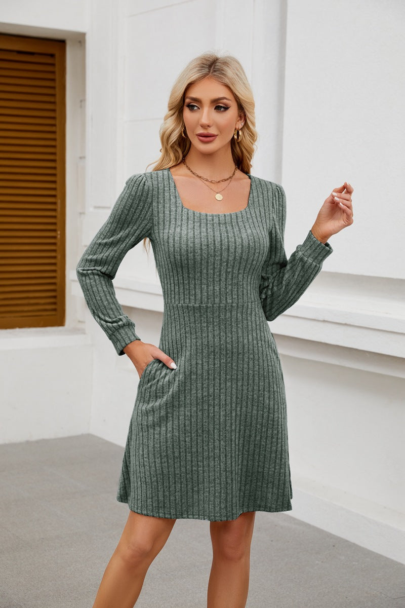 Damen Strickkleid mit Quadrat-Auschnitt und Taschen Stalluxe