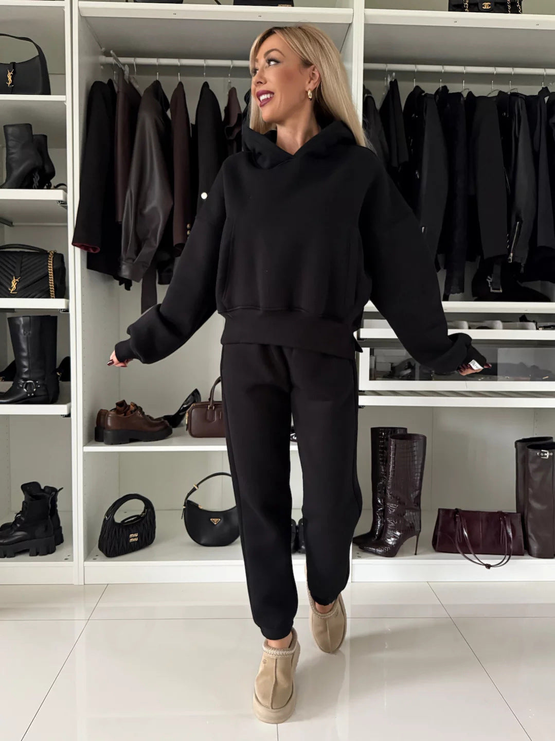 Damen lässiger Hoodie und Jogginghose Set mit elastischem Bund und geräumigen Taschen Stalluxe