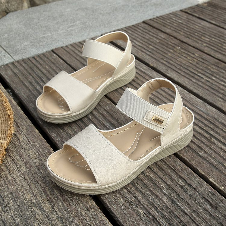 Damen Kompakte Sandalen mit verstellbarem Riemen und ergonomischer Sohle Stalluxe
