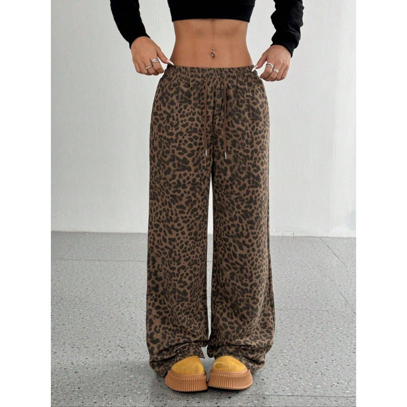 Damen weite Freizeithose mit Leo-Muster Stalluxe
