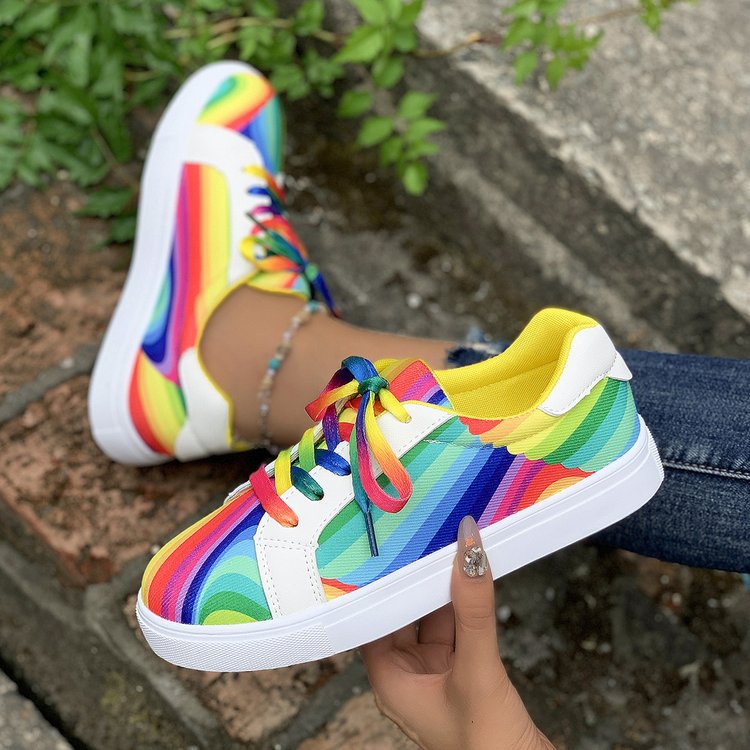 Damen farbenfrohe Sneakers mit dekorativen Schnürsenkeln und atmungsaktiver Innensohle Stalluxe