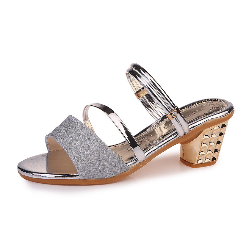 Damen Glamouröse Slingback-Sandalen mit glänzendem Blockabsatz Stalluxe