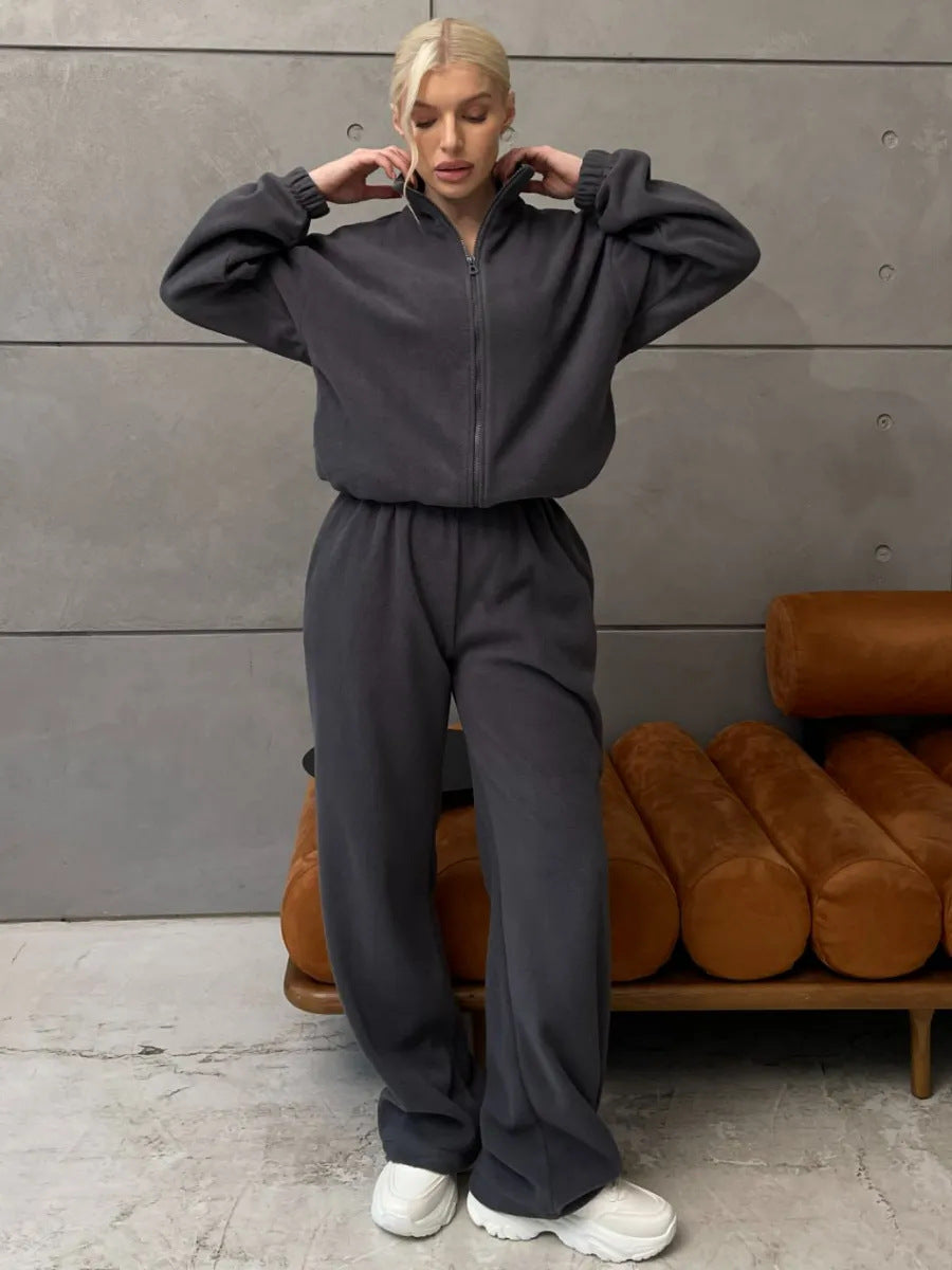Damen bequemer Fleece-Jogginganzug mit hochschließendem Reißverschluss und weitem Schnitt Stalluxe