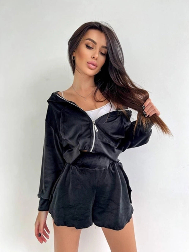 Damen sportliches Kurzarm-Trainingsset mit Kapuzenjacke und elastischen Shorts Stalluxe
