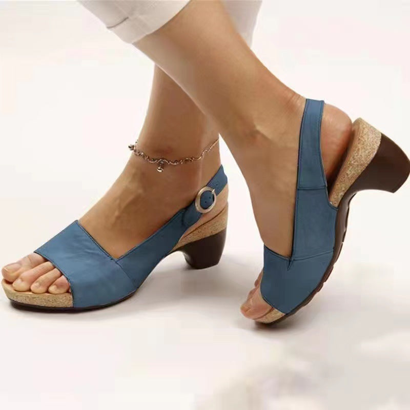 Damen Komfortable und stilvolle Sandalen mit anatomischem Fußbett und klassischem Riemendesign Stalluxe