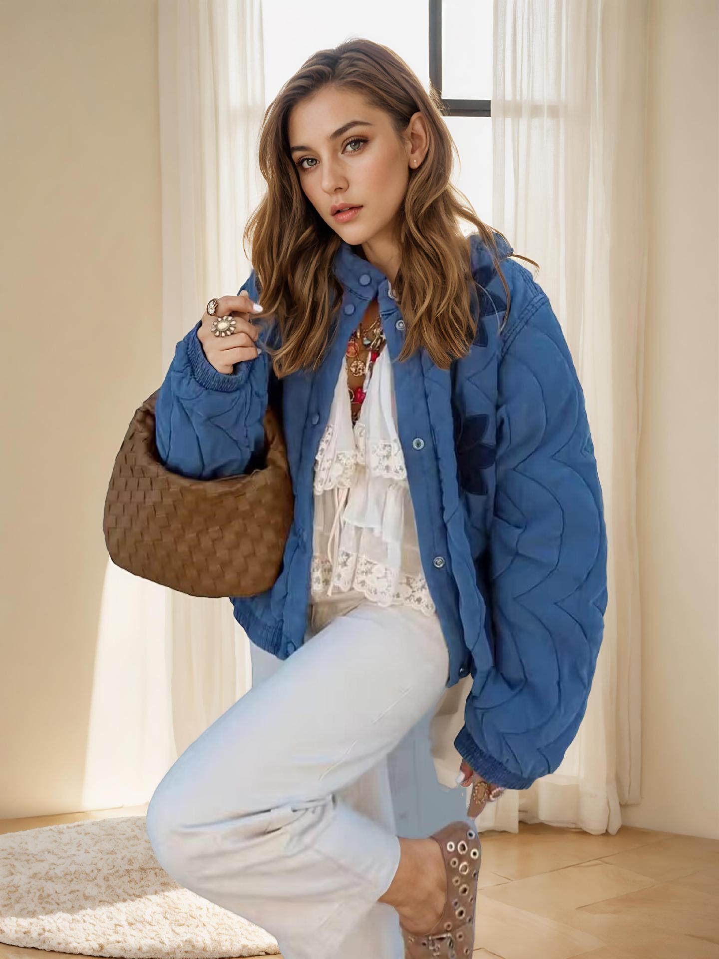 Damen gesteppte Übergangsjacke mit floralem Stickdesign Stalluxe