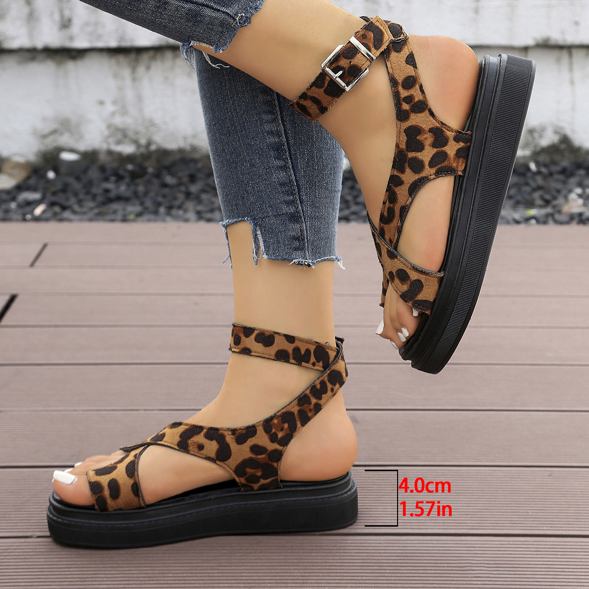 Damen Komfortable Plateau-Sandalen mit modischem Leopardenmuster und verstellbarem Riemendesign Stalluxe