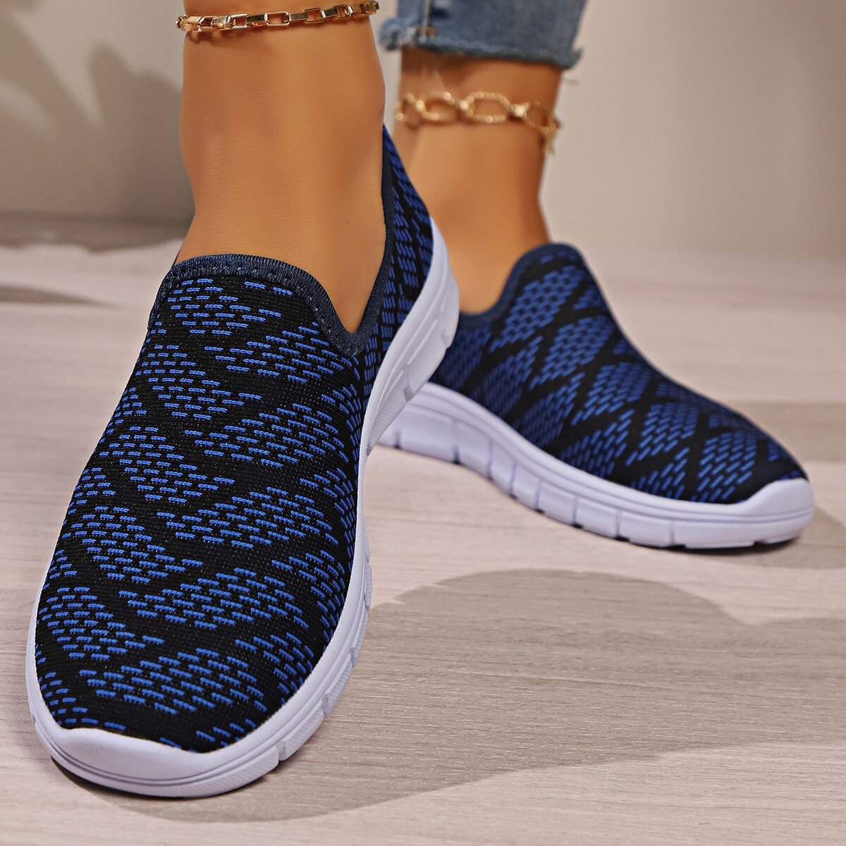 Damen Atmungsaktive Slip-On Sneaker mit flexiblem Sohlenprofil Stalluxe