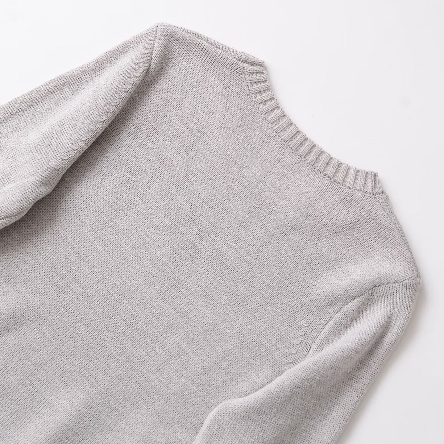 Damen Gemütlicher Feinstrickpullover mit Rundhalsausschnitt und zeitlosen Details Stalluxe