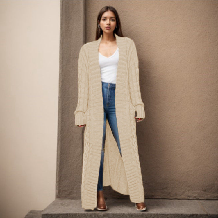 Damen Langer Strickcardigan mit raffiniertem Zopfdesign und praktischen Taschen Stalluxe
