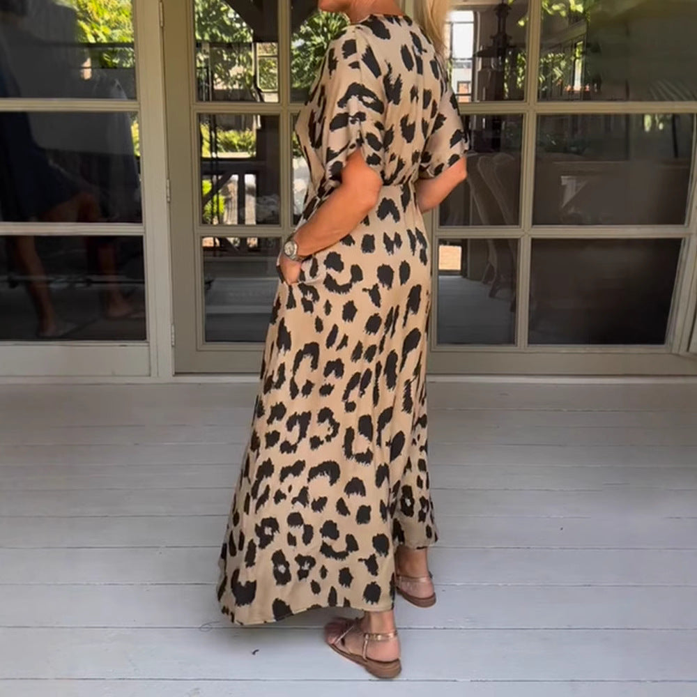 Damen Maxikleid mit zeitgemäßem Leopardenmuster und seitlichen Eingrifftaschen Stalluxe