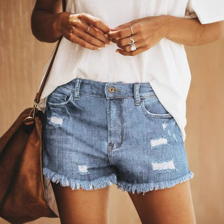 Damen Jeans-Shorts mit ausgefransten Säumen und modischen Destroyed-Details Stalluxe
