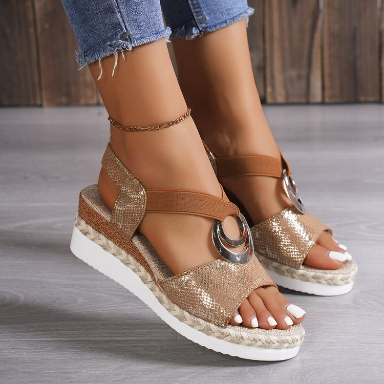Damen Wedge-Sandalen mit modischer Schnalle und gepolstertem Fußbett Stalluxe