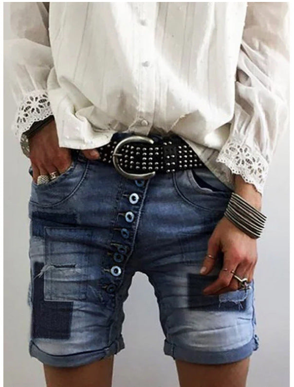 Damen modische Denim-Shorts mit funktionalen Taschen und distressed Akzenten Stalluxe