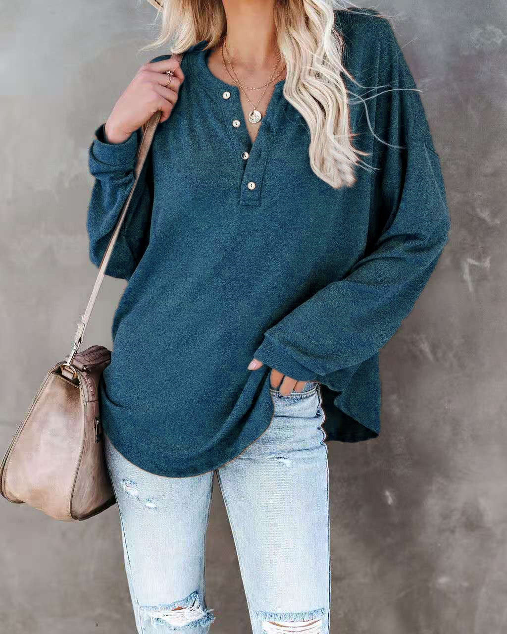 Damen Langarmshirt mit Knopfdetail und lässigem Schnitt Stalluxe