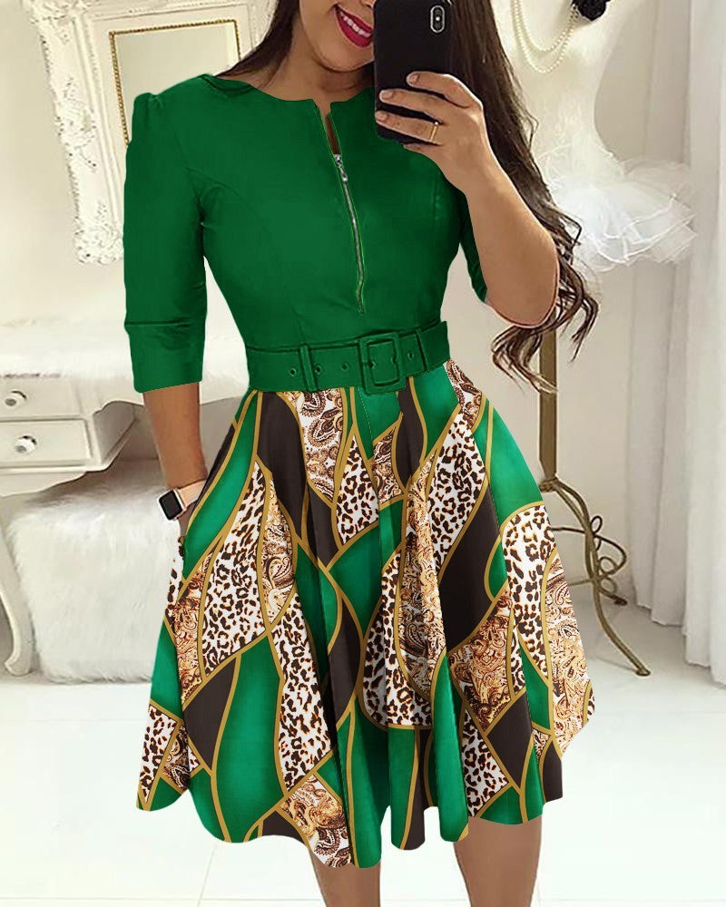 Damen Kleid mit modischem Zip-Design und betontem Taillenbund Stalluxe