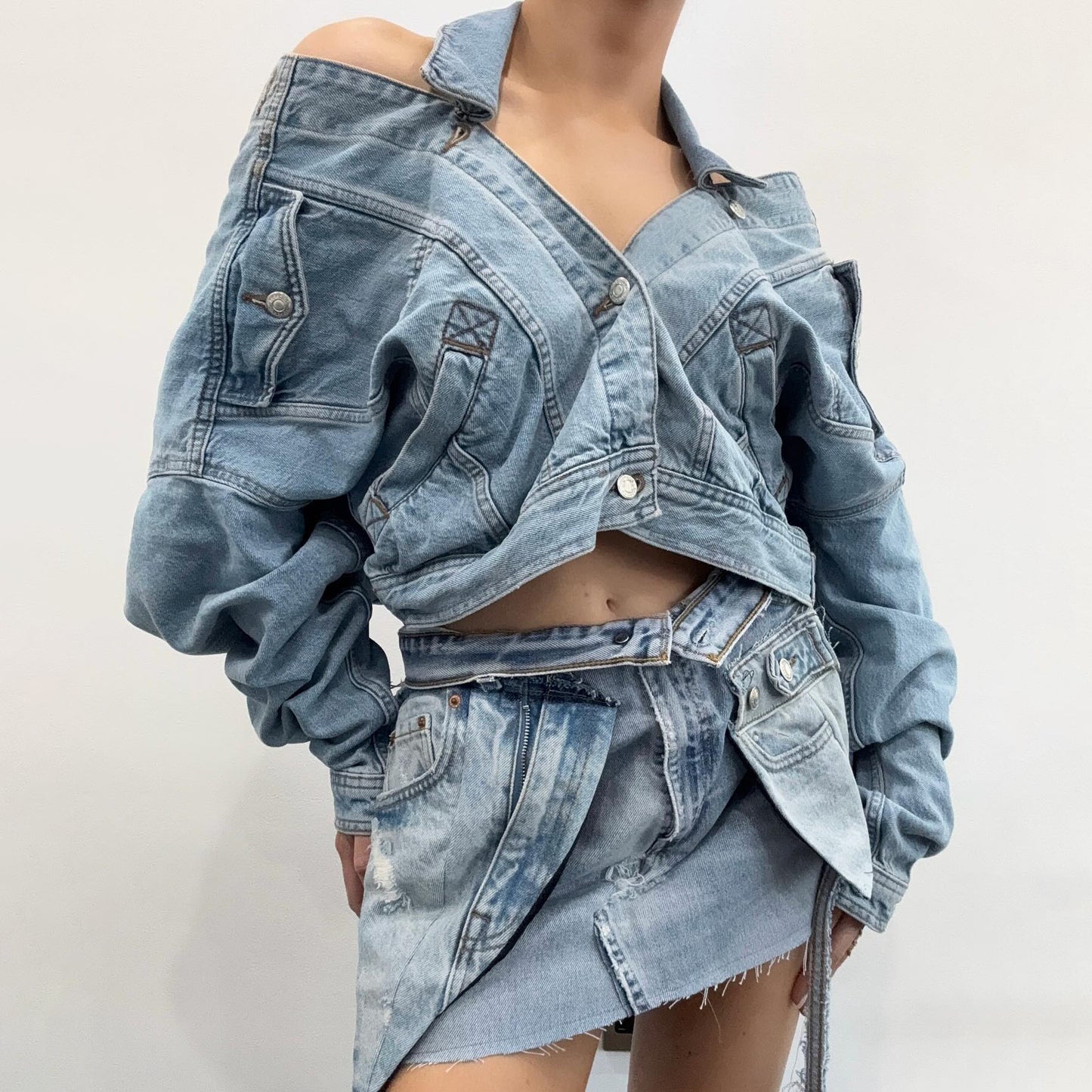 Damen Denim-Jacke mit lässigem Schnitt und modischen Destroyed-Details Stalluxe