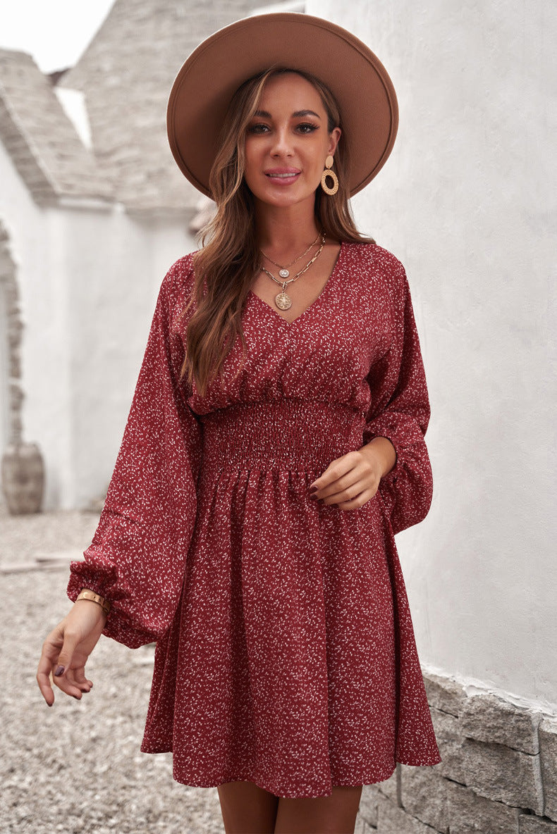 Damen Mini-Kleid mit vorteilhaftem V-Ausschnitt und elastischem Taillengürtel Stalluxe