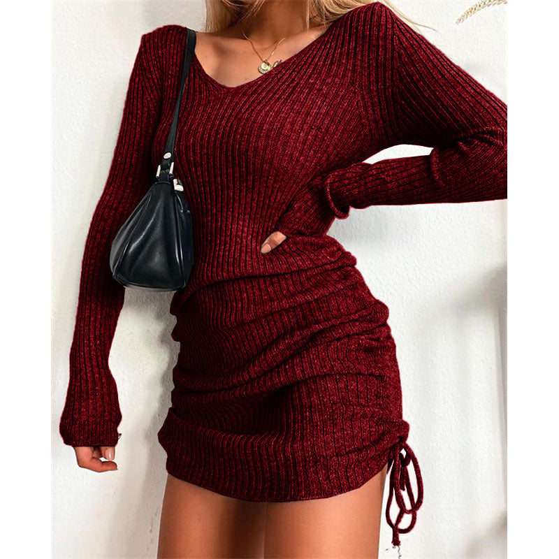 Damen Rippstrickkleid mit tiefem V-Ausschnitt und verstellbarem Raffung Stalluxe
