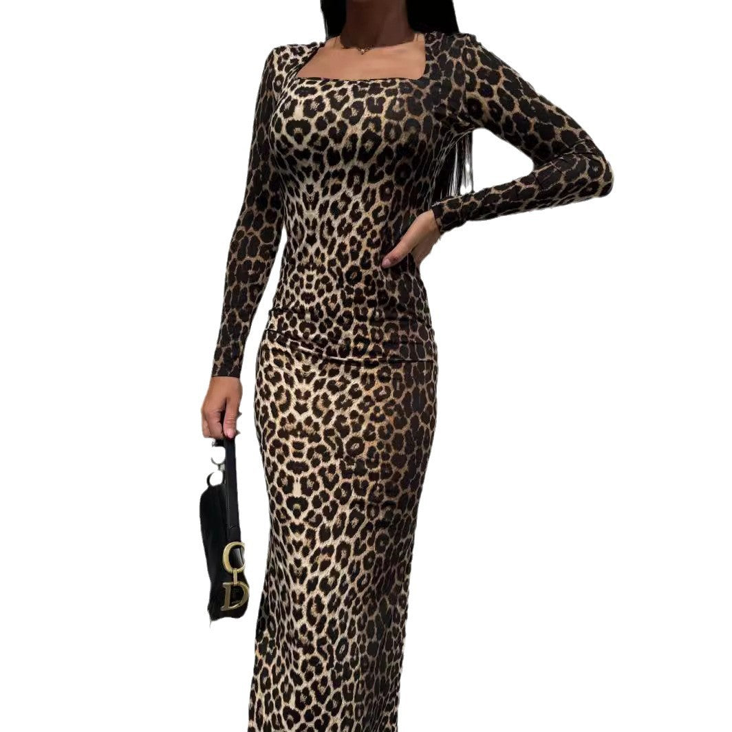 Damen Maxikleid im angesagten Leo-Design mit figurbetontem Schnitt Stalluxe