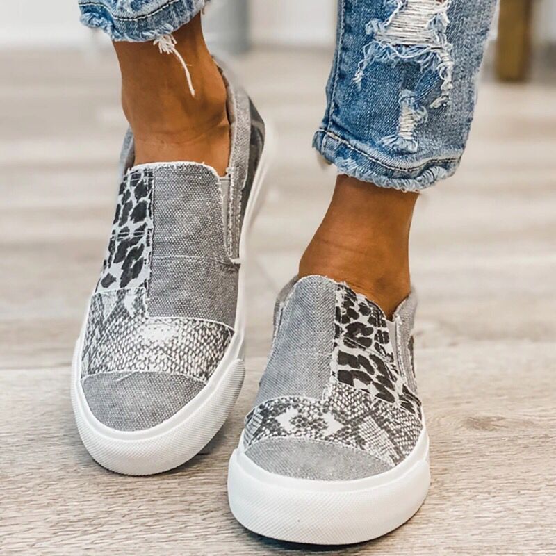 Damen Slip-On Sneakers mit trendiger Tierfell-Optik und flexibler Sohle Stalluxe