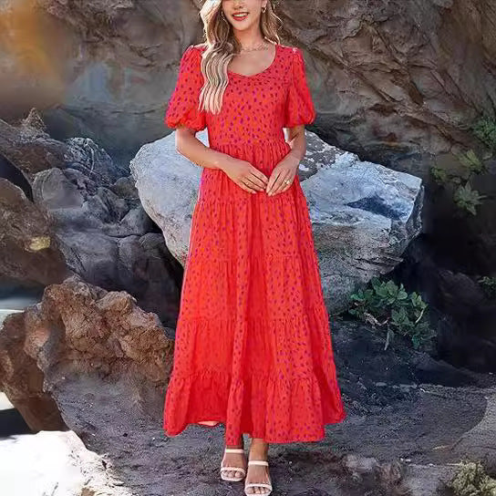 Damen Maxikleid mit schwingendem Saum und floralem Muster Stalluxe