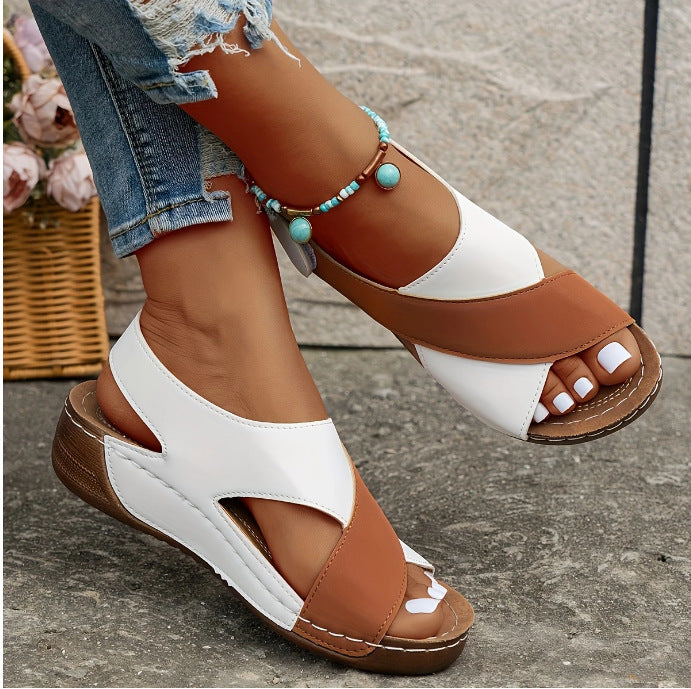 Damen elegante Resort-Sandalen mit bequemer Fußsohle und modischem Verschlusssystem Stalluxe