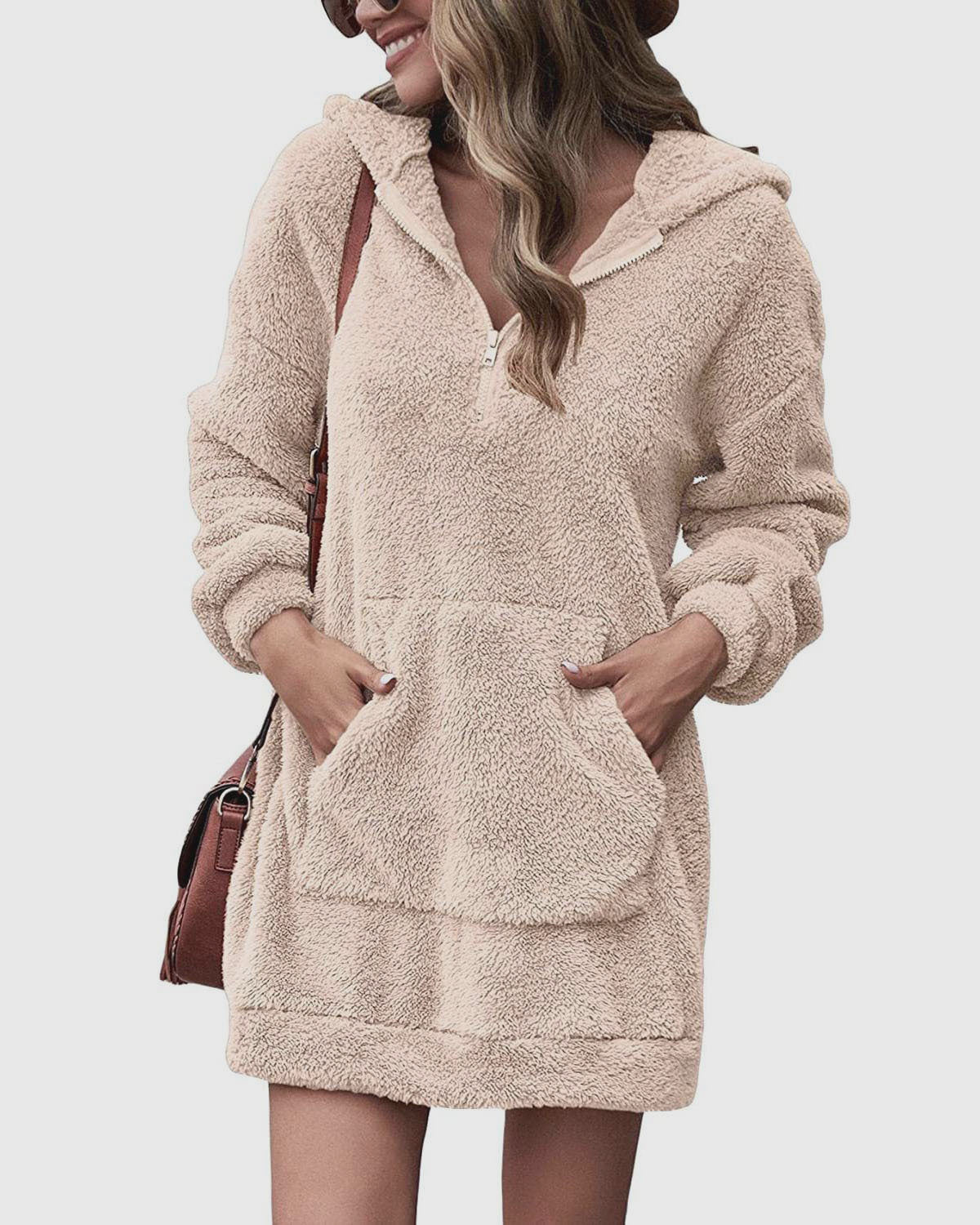 Damen kuscheliges Fleece-Kleid mit Kapuze und Taschen Stalluxe
